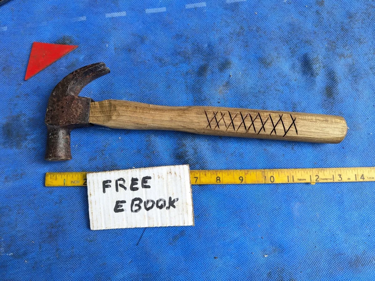 16oz Claw Hammer - Image 1