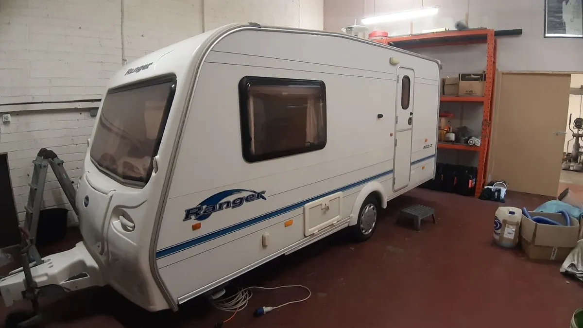 Caravan - Image 2