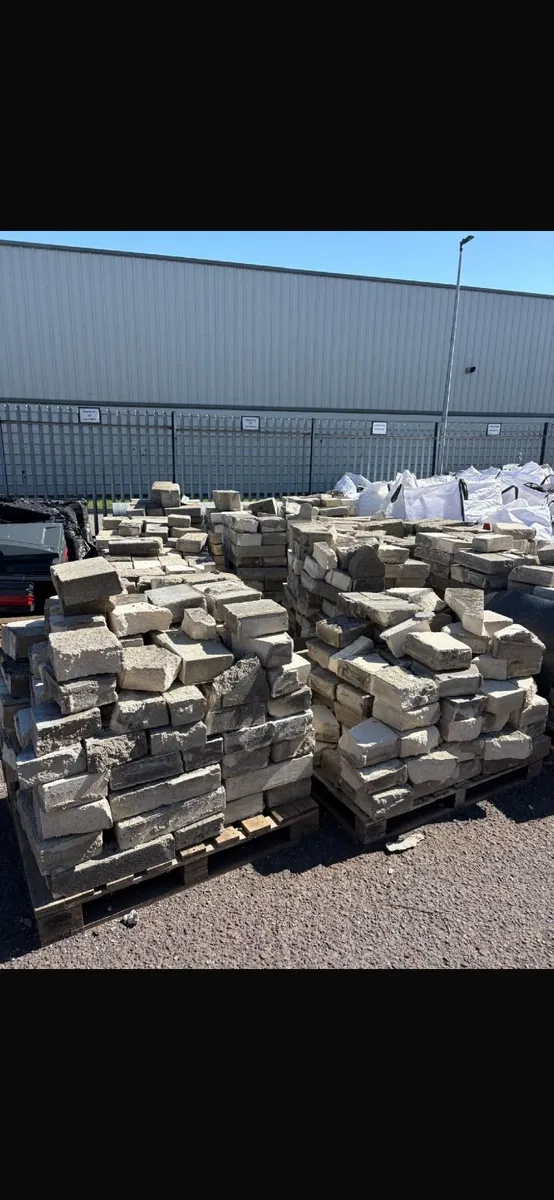 Reclaimed Stone Blocks — 18 Pallets Available! - Image 2