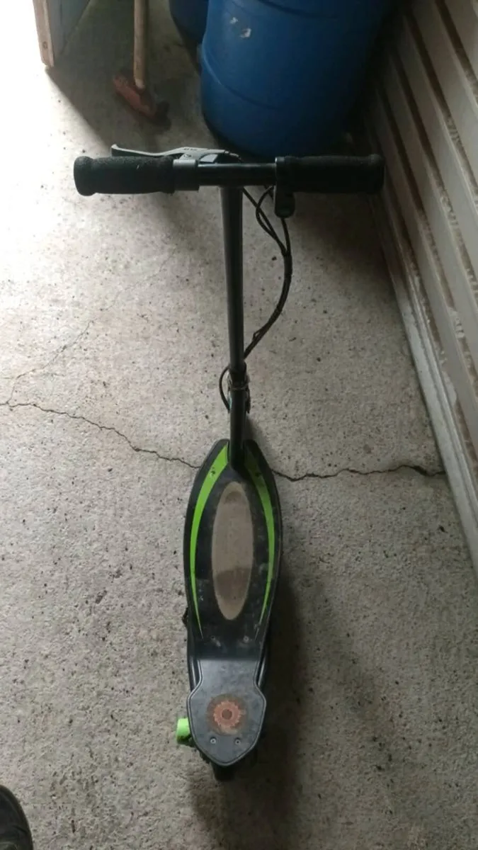 Razor e90 scooter - Image 2