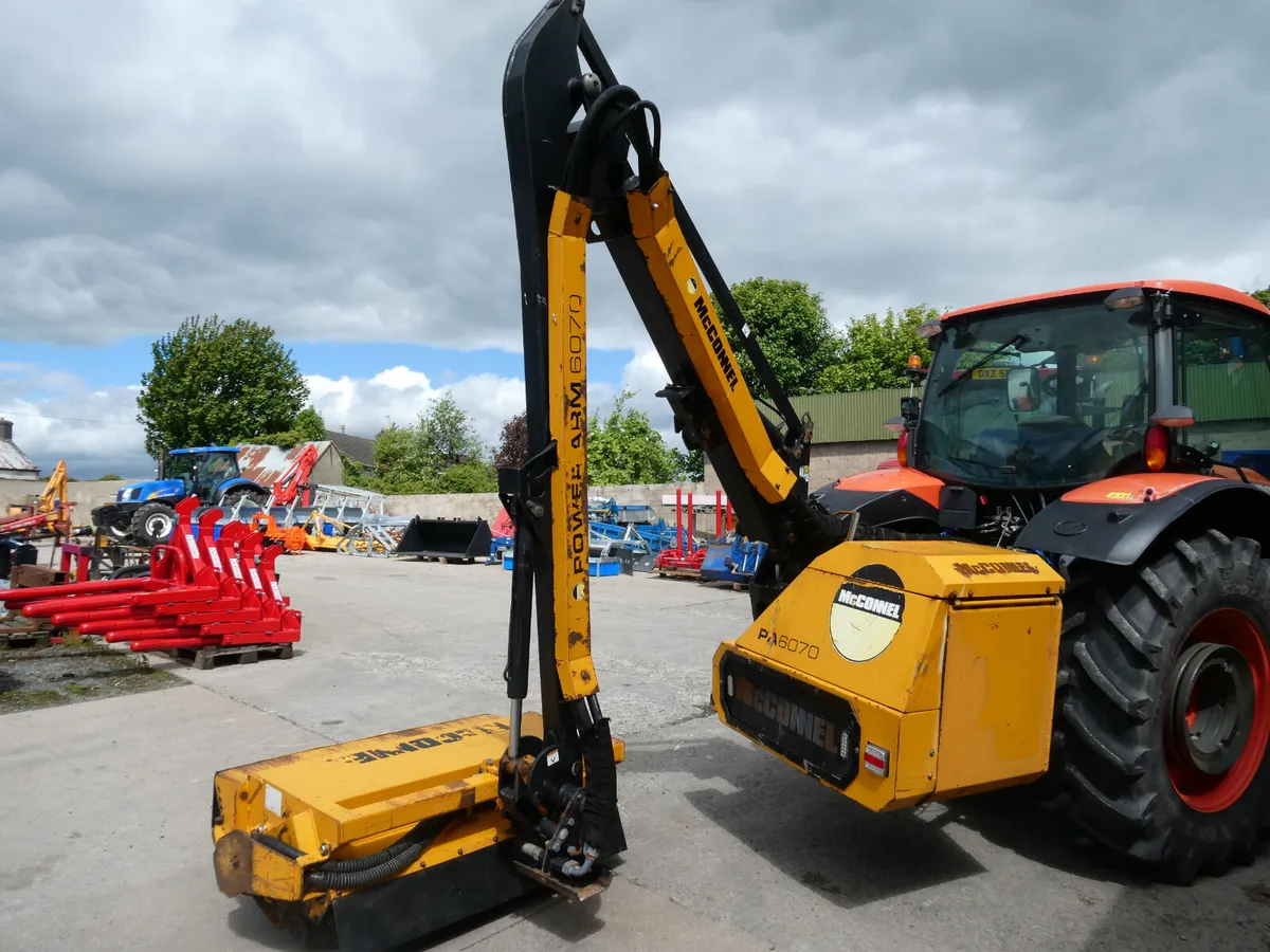 McConnel PA6070 Hedgeutter - Image 1