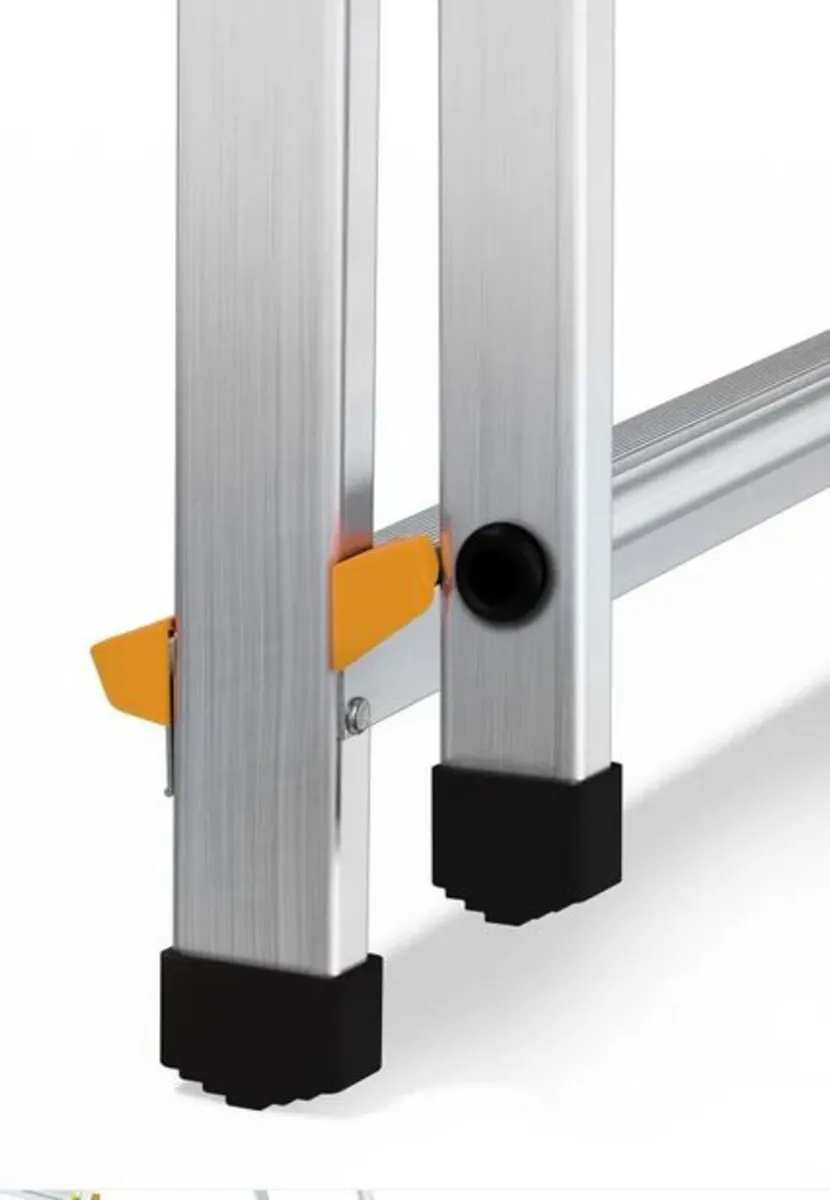 PRO Aluminum Ladder with 8-Step Shelf - Image 4