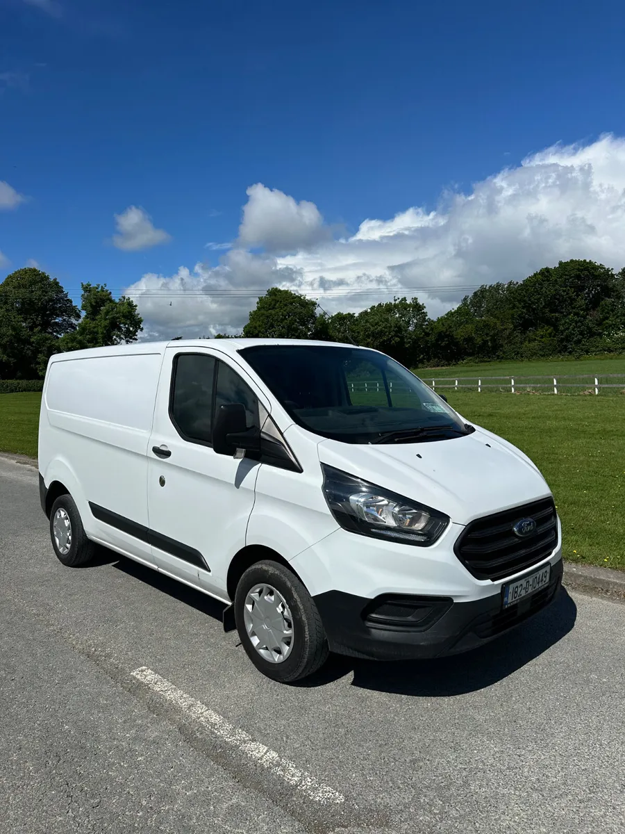 Ford Transit 2018 DOE 10/26 - Image 1