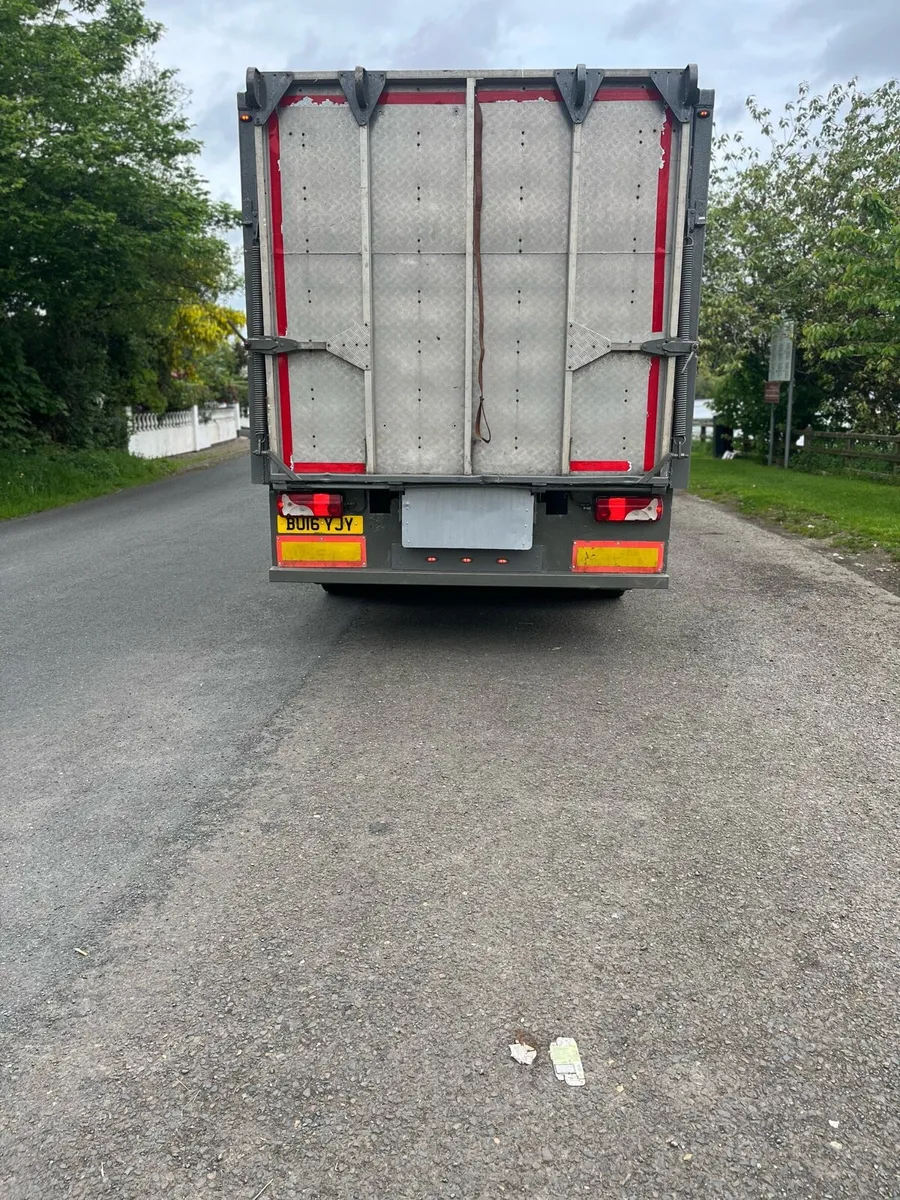 Scania cattle truck - Image 4