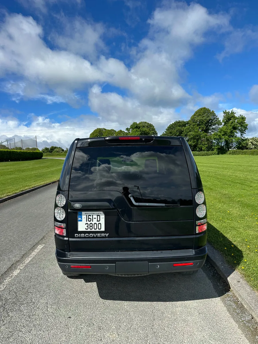Land Rover Discovery 2016 3.0 DOE 11/26 - Image 4