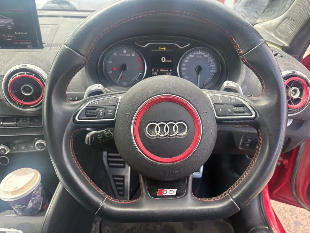 142 S3…2.0 Petrol…Auto - Image 3