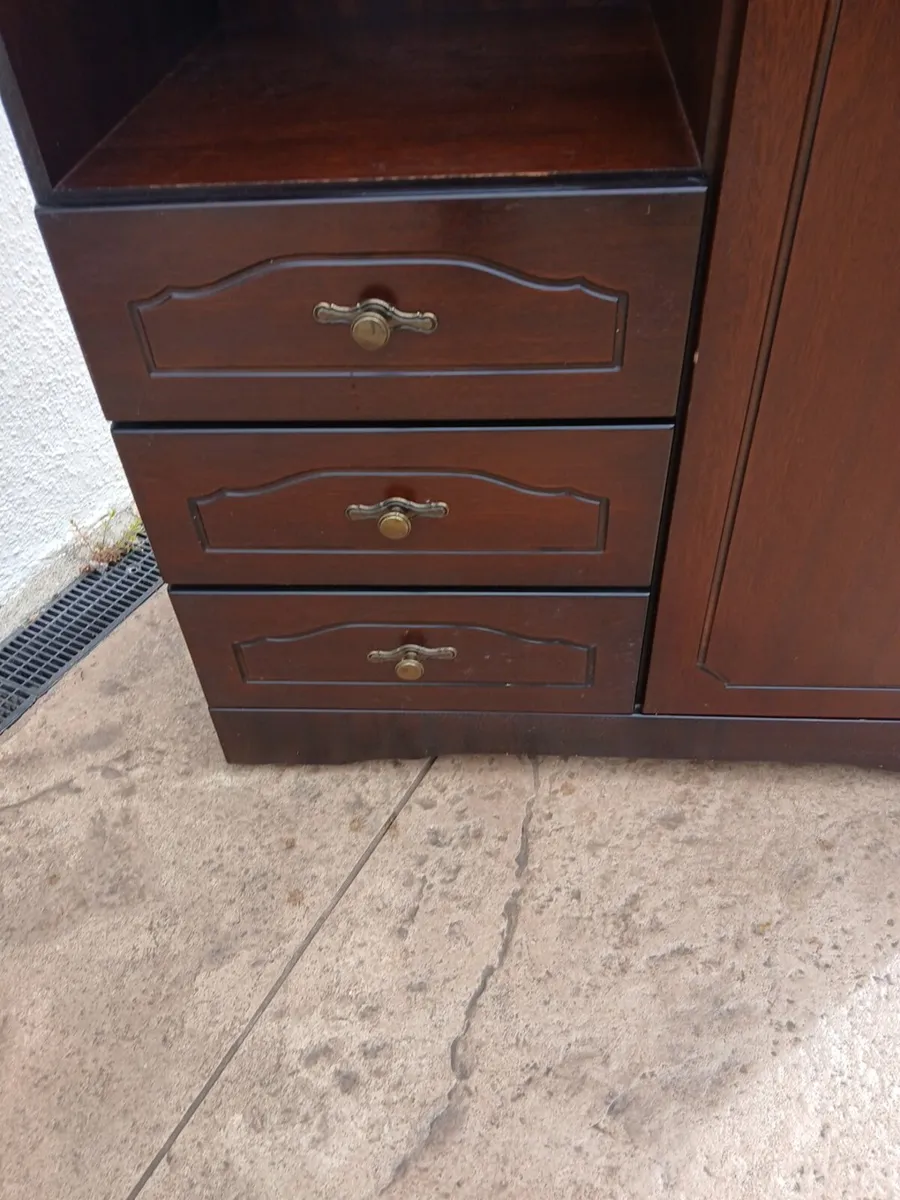 Dressing table wardrobe - Image 2