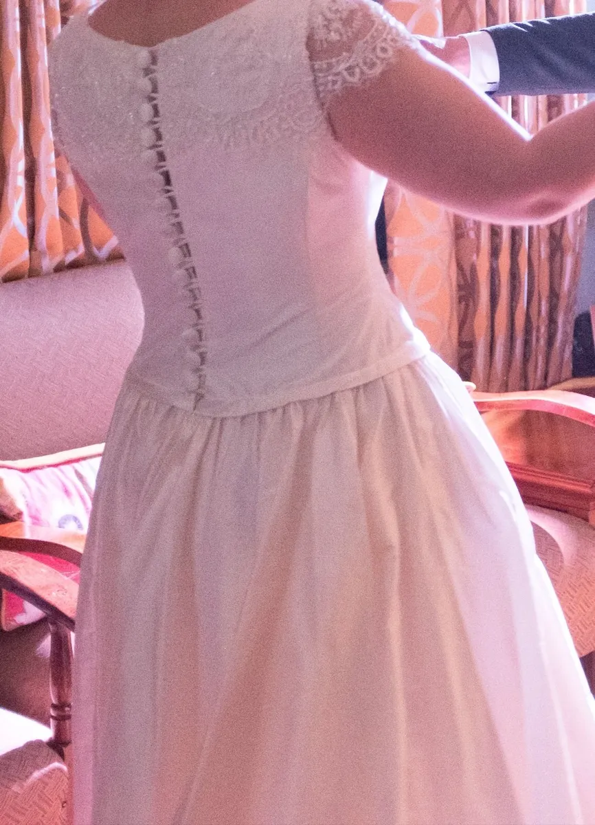 Vintage Couture Tea-length 50s Style Wedding Dress - Image 1
