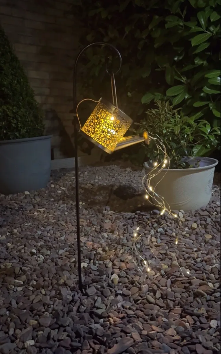 Water can solar light