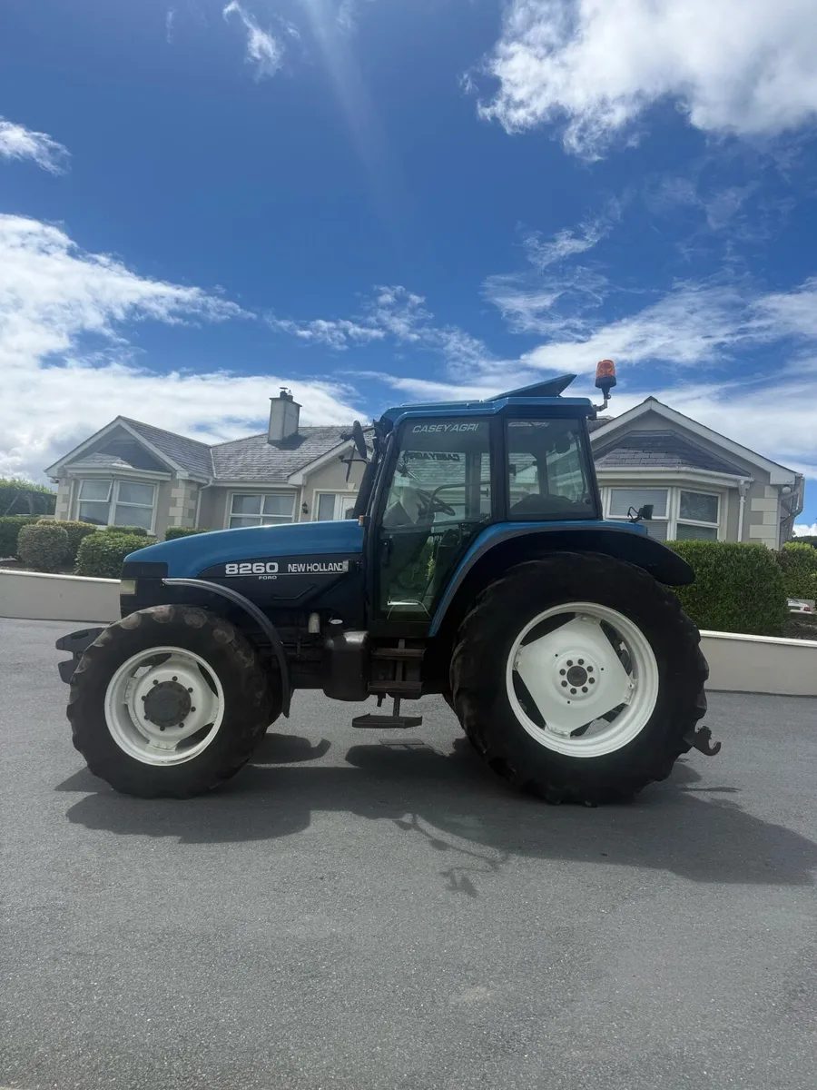 NEWHOLLAND 8260 RANGE COMMAND - Image 4