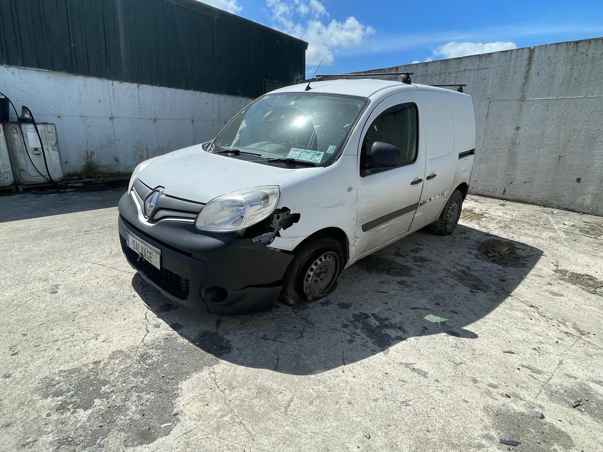 2017 RENAULT KANGOO - Image 4