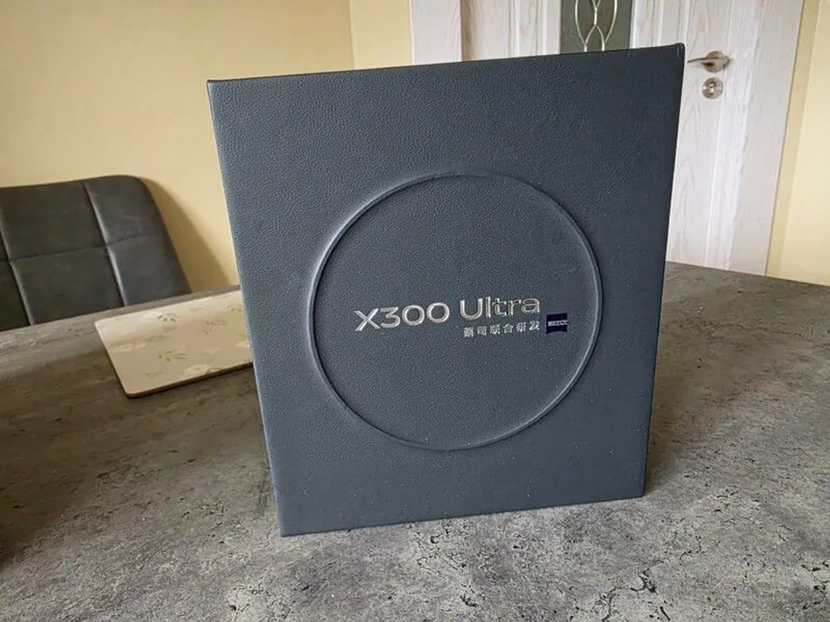 Honor Magic V5 16/512gb Global / European Model 1 month old as new Trade-ins Welcome - Image 3