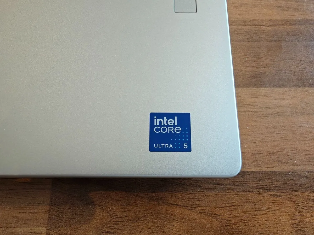 HP Elitebook 660 G11 | Intel Ultra 5 | 16GB | 512G - Image 3