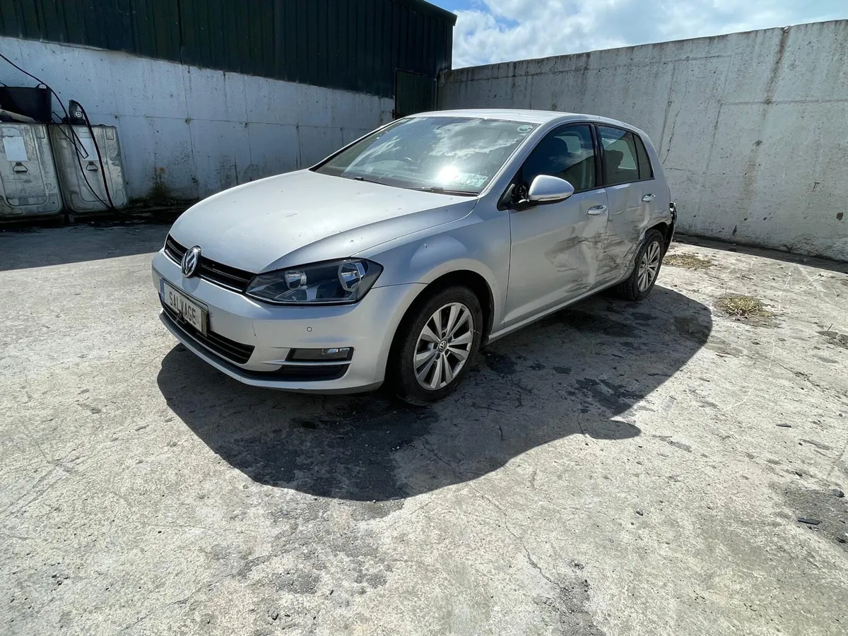 2016 vw golf - Image 3