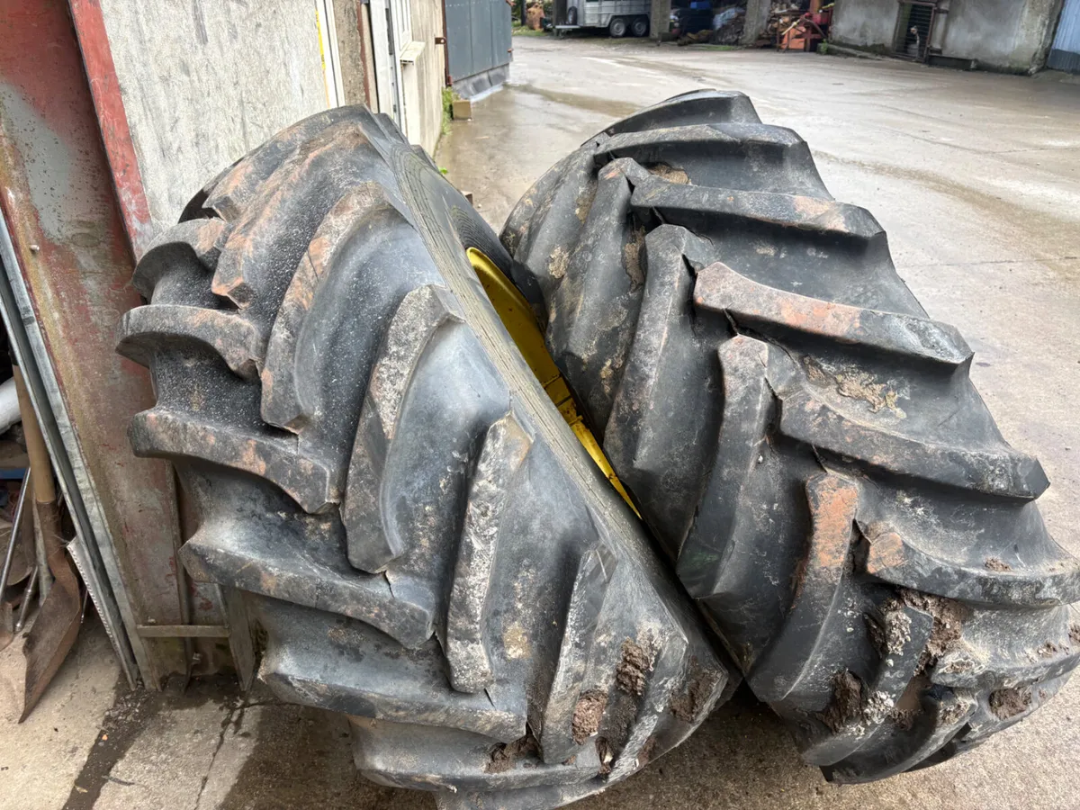 21.3x24 tanker wheels - Image 1