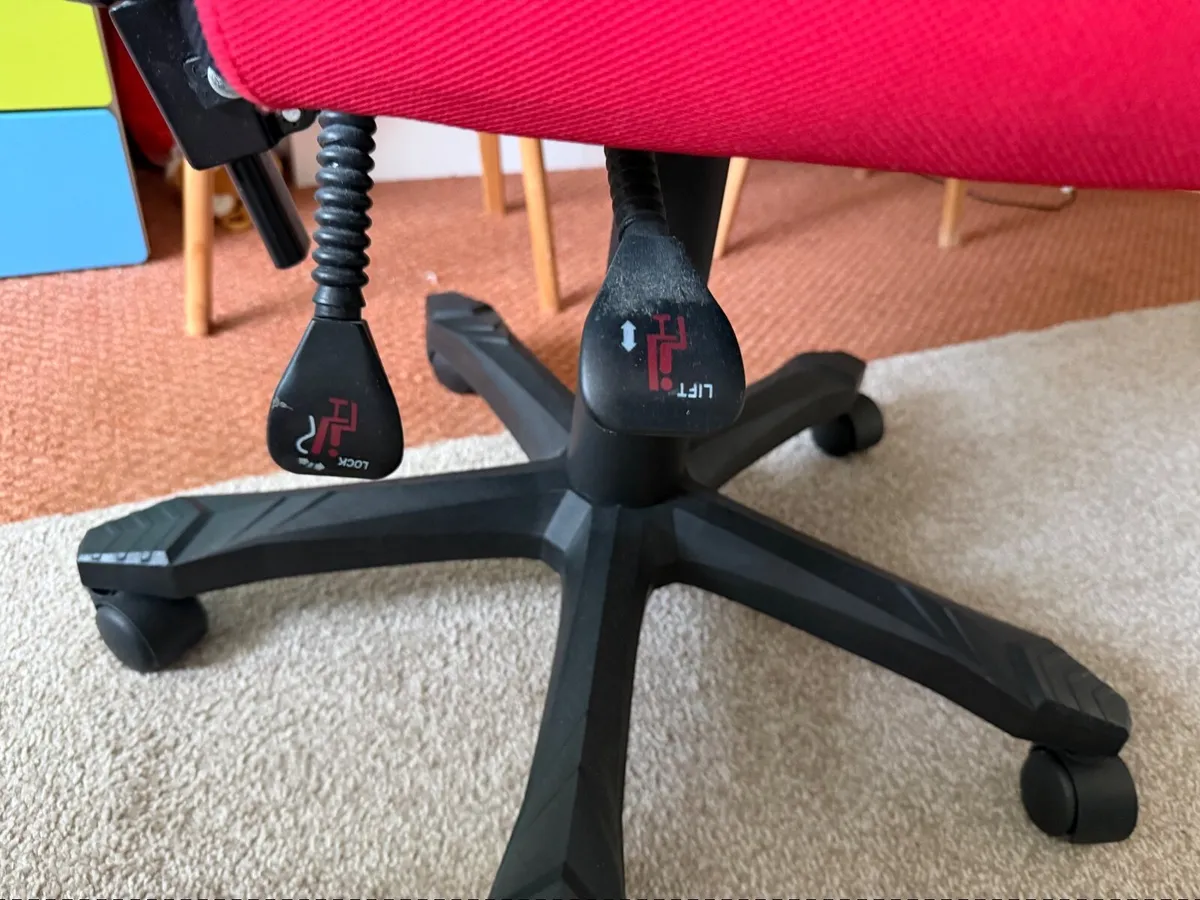 Office chair - Image 2