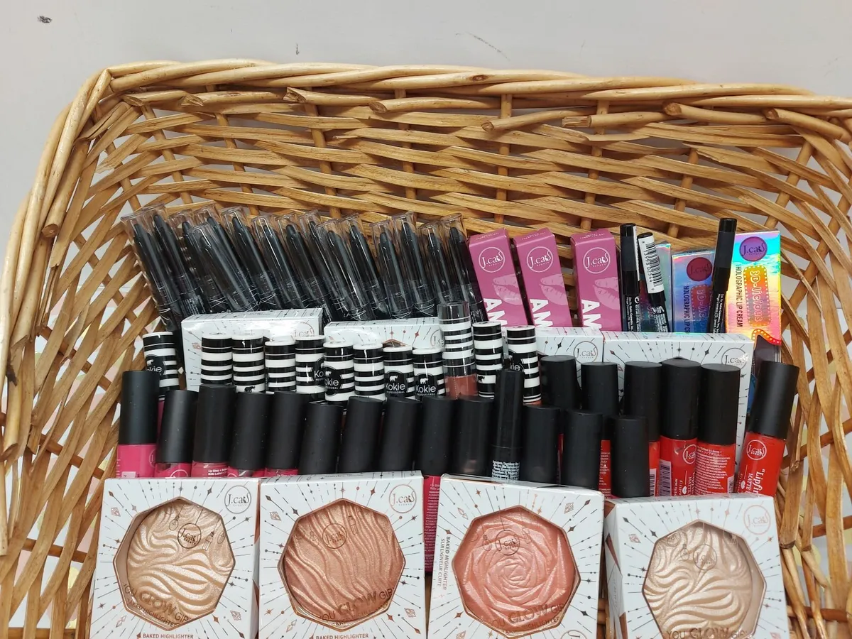 Online Cosmetics & Gloves Auction - Image 4