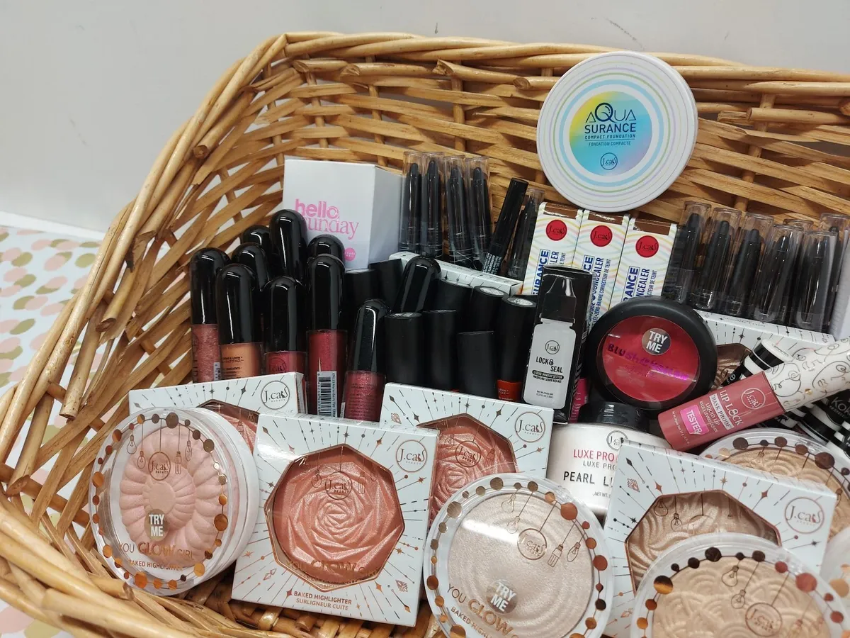 Online Cosmetics & Gloves Auction - Image 4