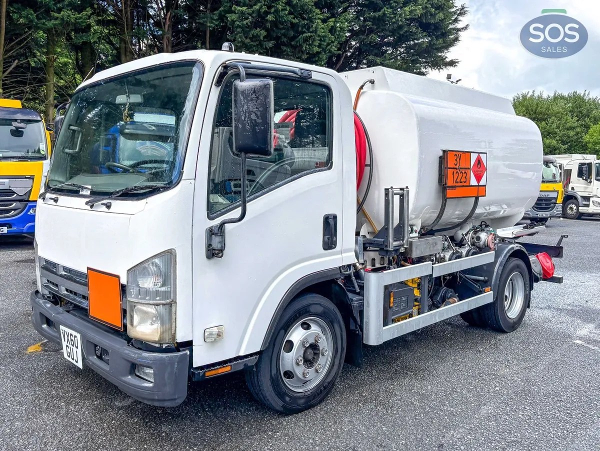2010 Isuzu N75 190 Mini Rigid Tanker - Image 1