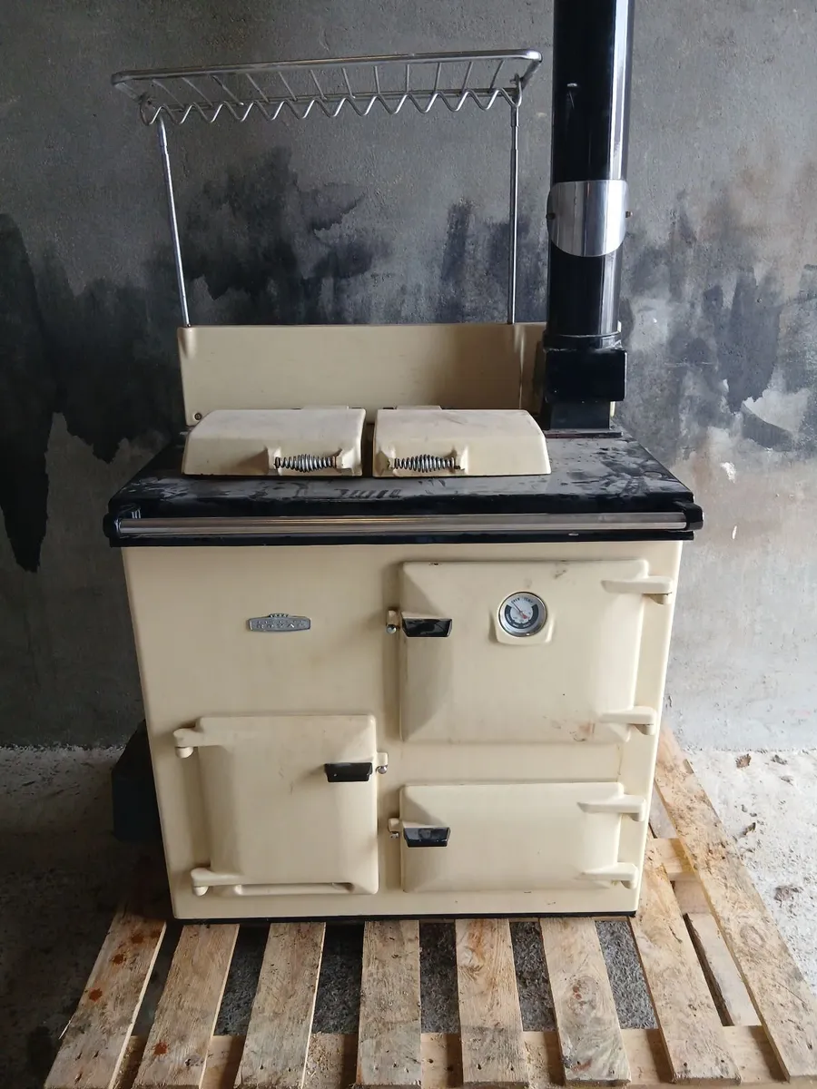 Rayburn Royal stove - Image 1