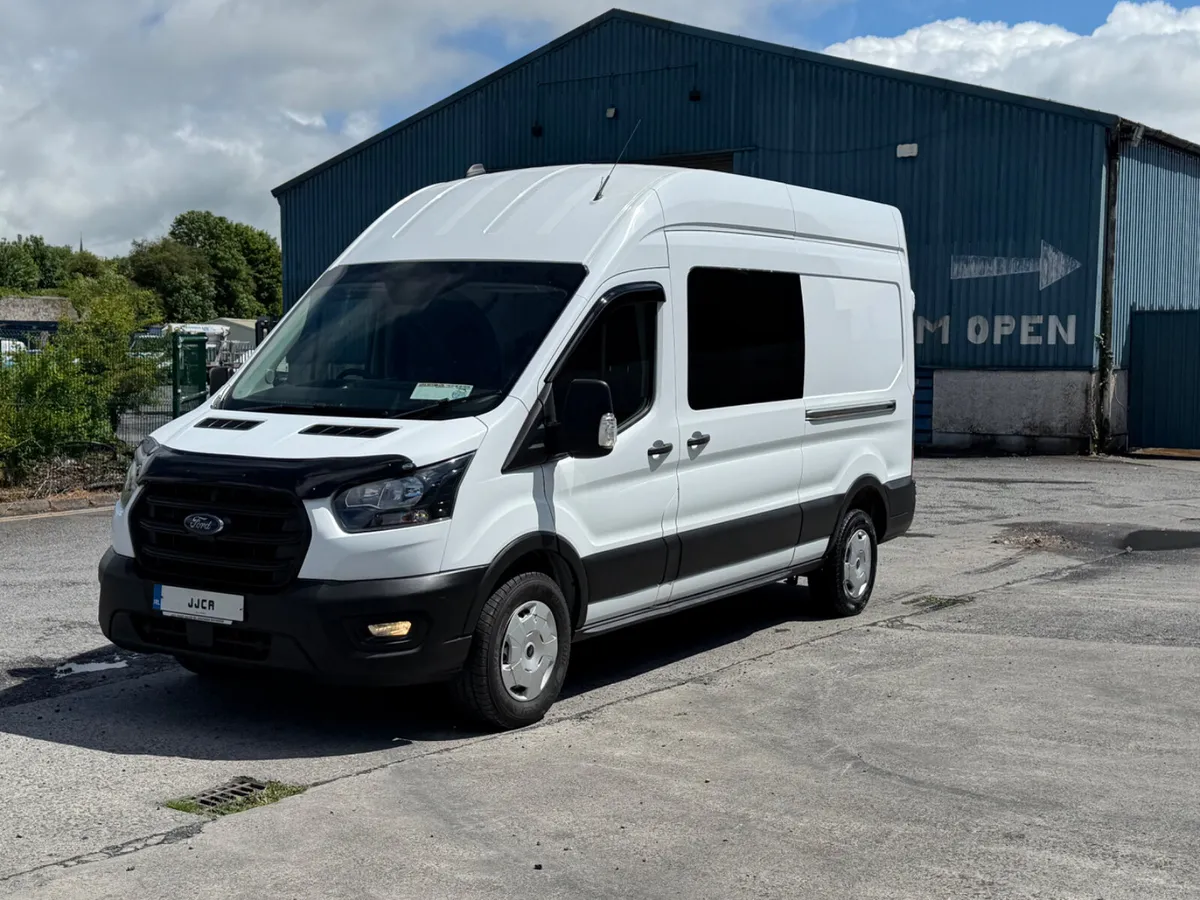 ABSOLUTELY IMMACULATE 2023 CREW CAB TRANSIT - Image 1