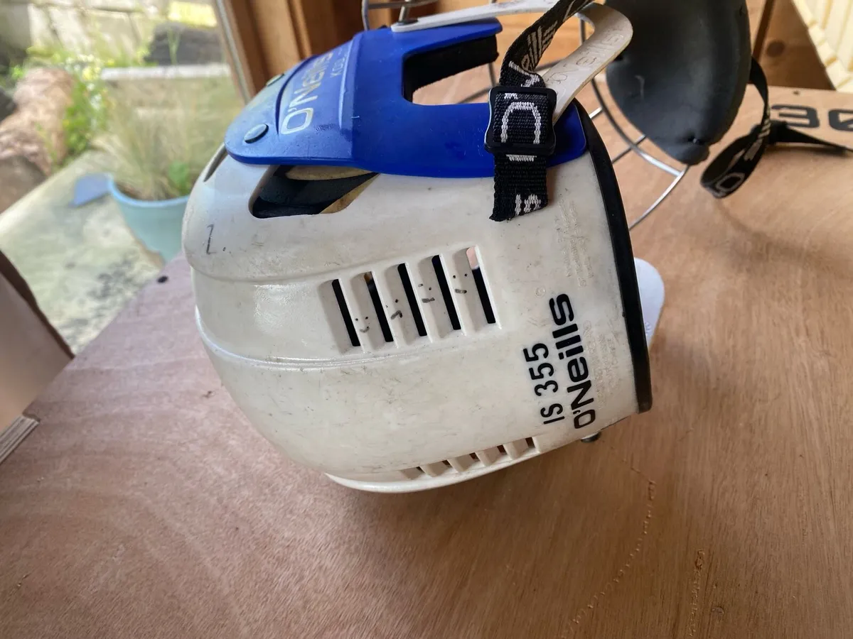 Hurling Oneills Helmet - Image 3