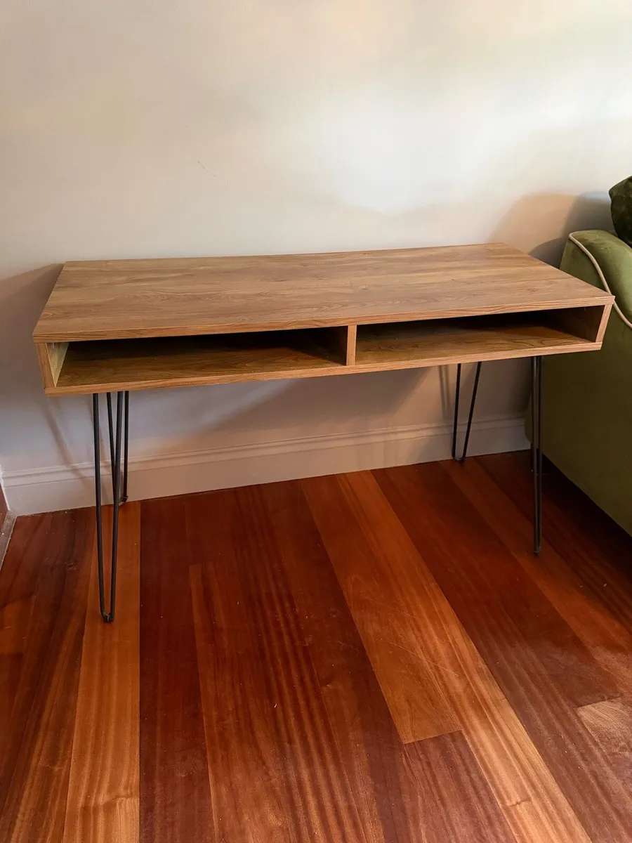 Desk - Image 1