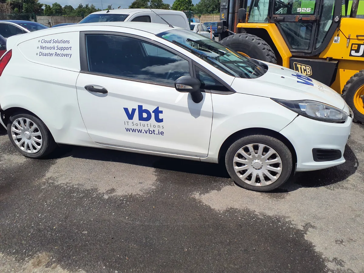 Ford Fiesta Van 2017 only 156,500 km Drive Home - Image 3