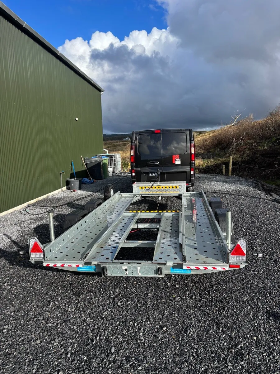 Car transporter trailer - Image 1