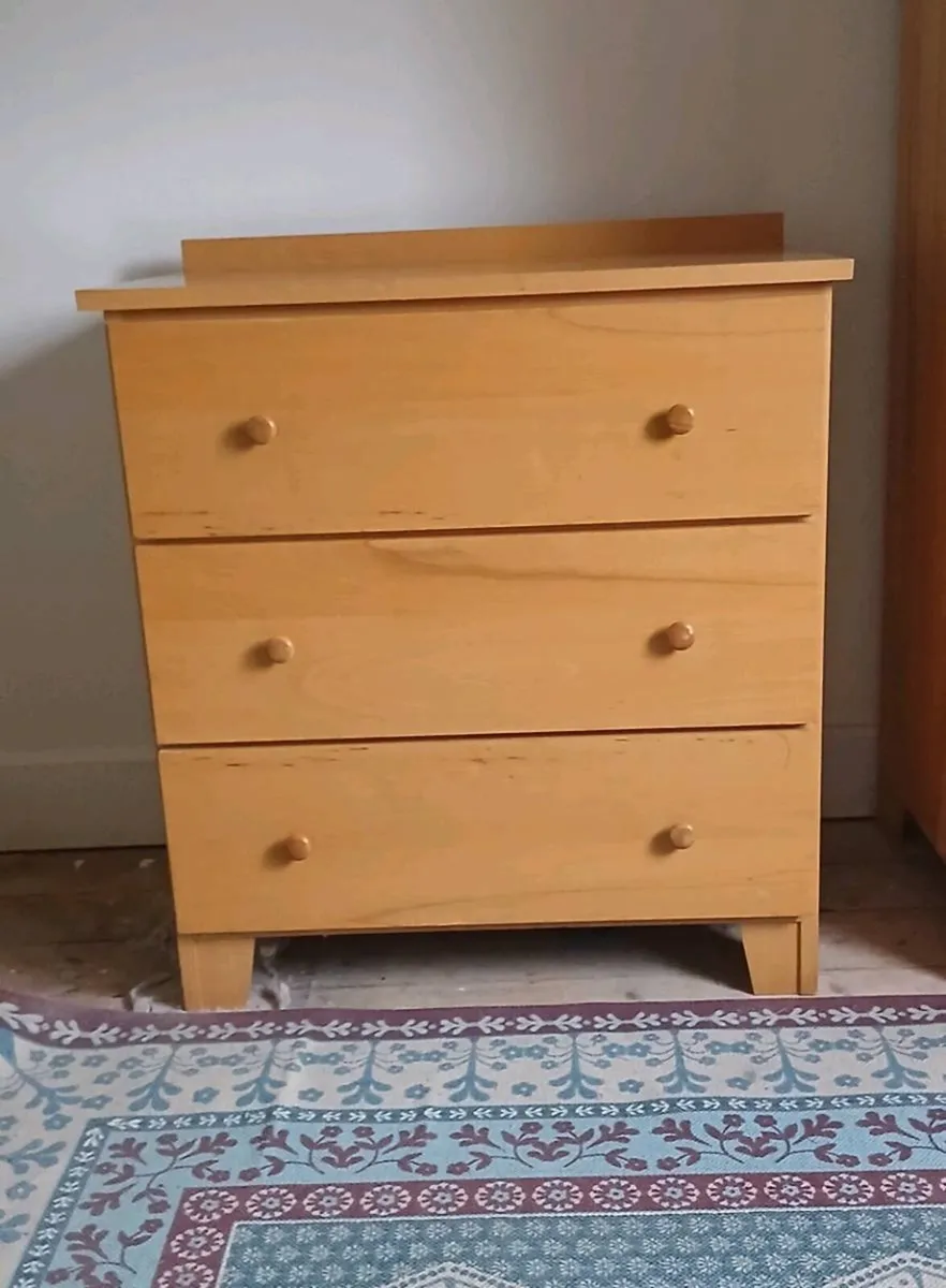 Wardrobe and Chest of drawers - Image 2