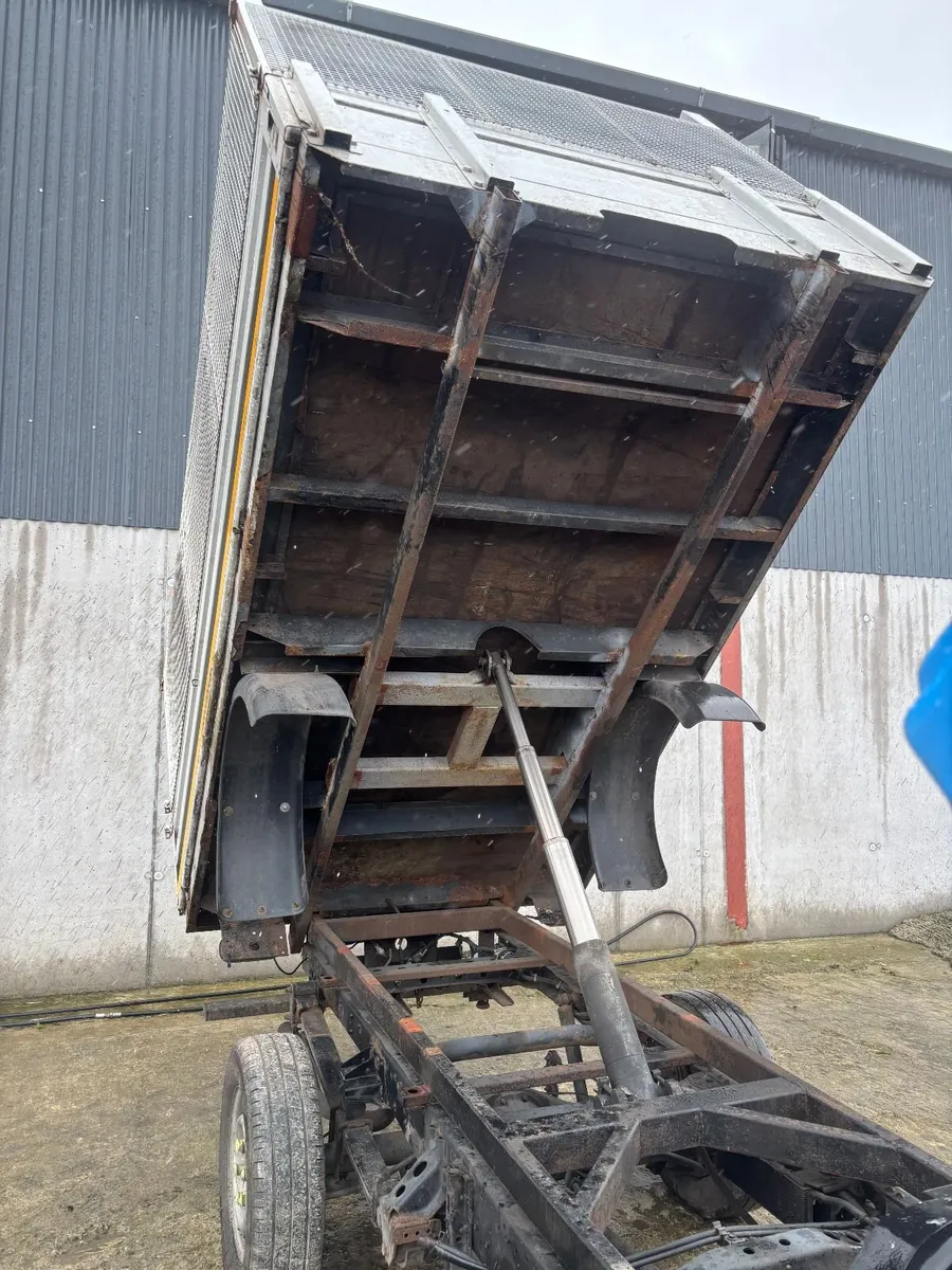Tipper Body for Sale 9'1 x 5'4 for Sale - Image 4
