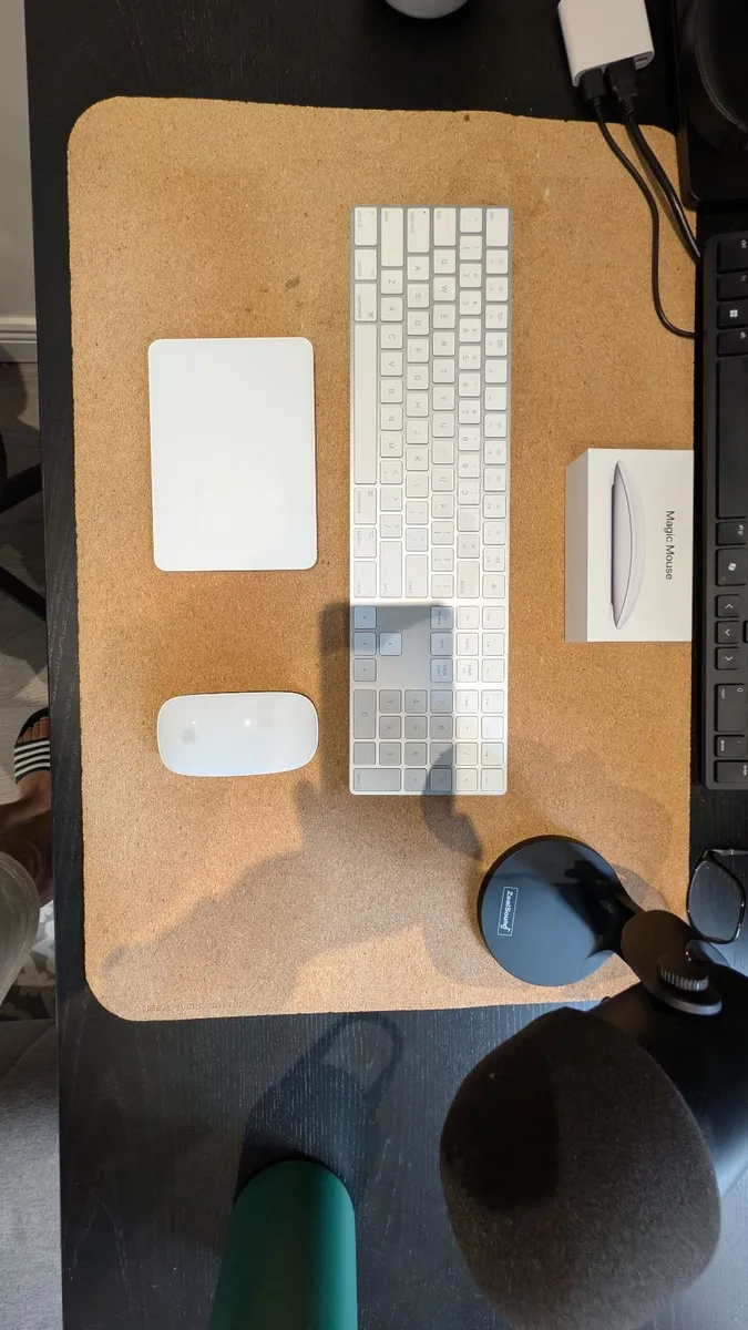 Apple Desk Setup Bundle - Magic Keyboard, Trackpa - Image 4