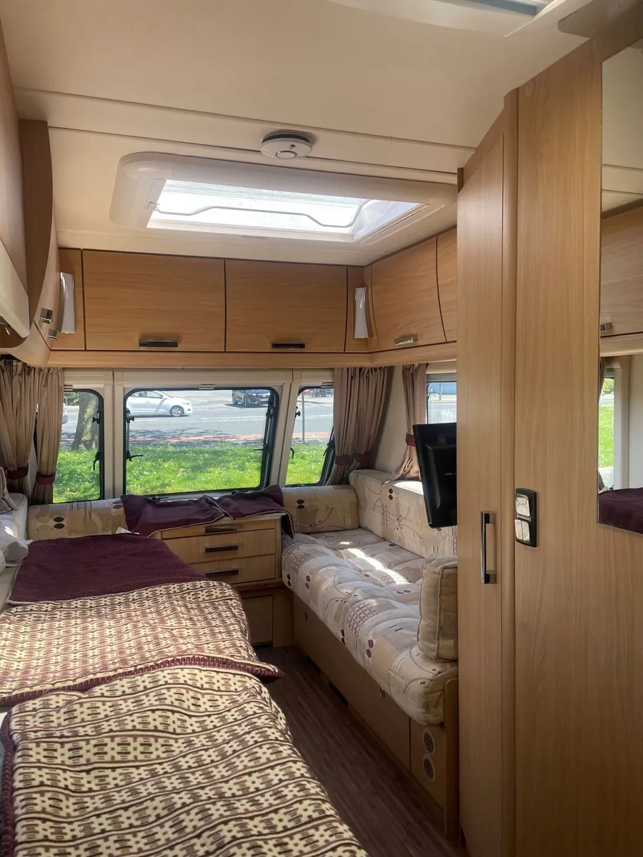 Caravan - Image 3
