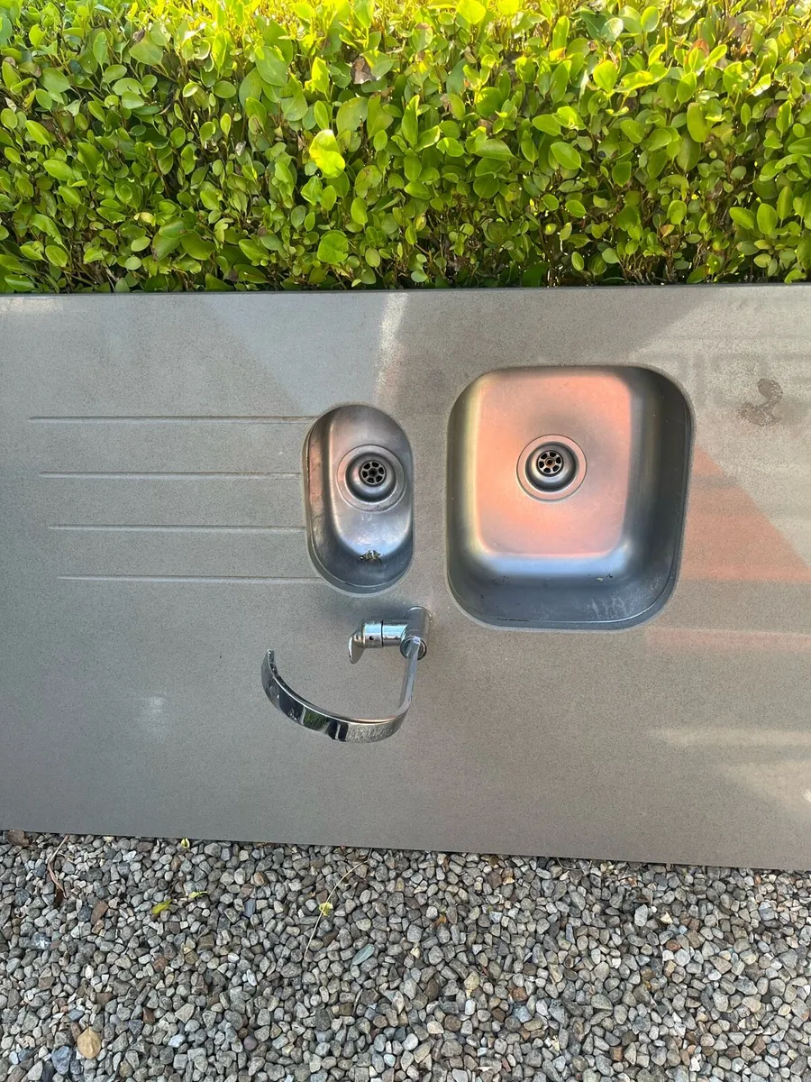 Granite worktop with sink and tap - Image 1