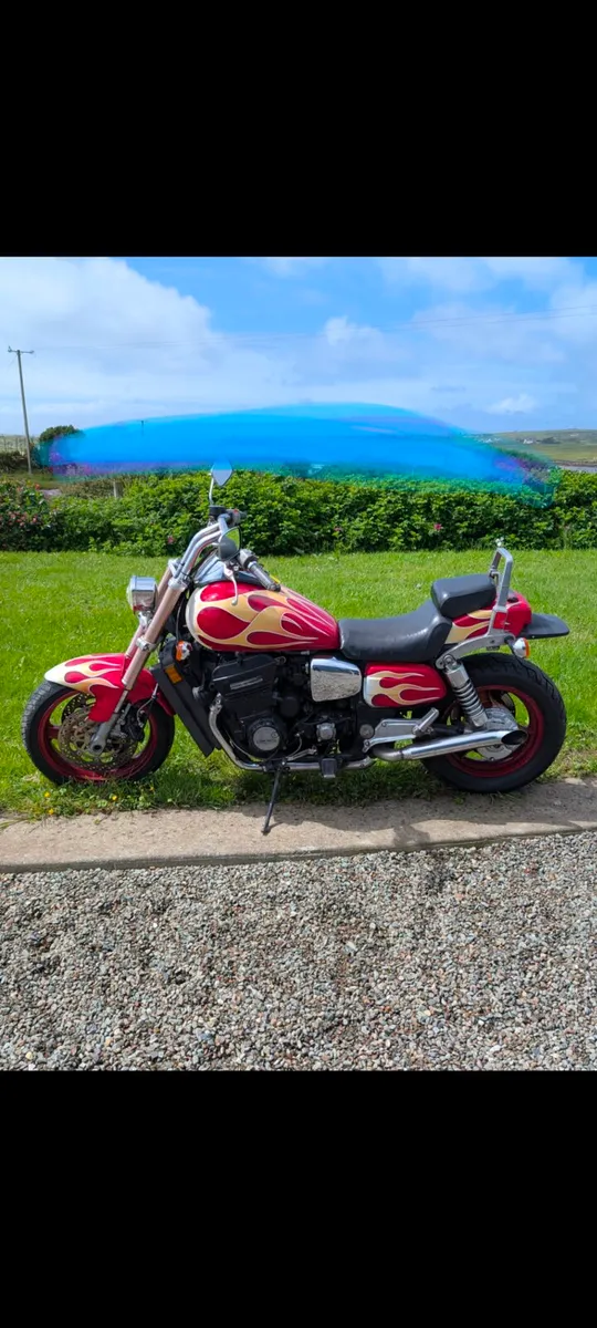 Kawasaki Eliminator 900 - Image 1