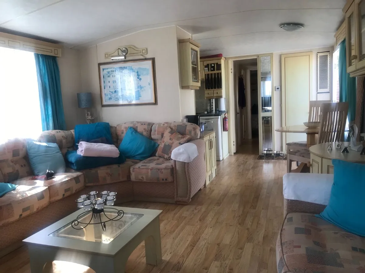 Mobile Home - Image 4