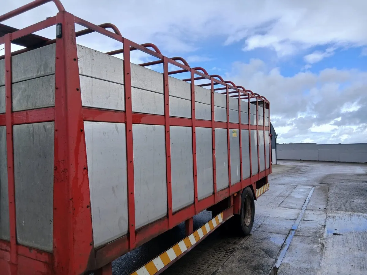 Cattle trailer - Image 2