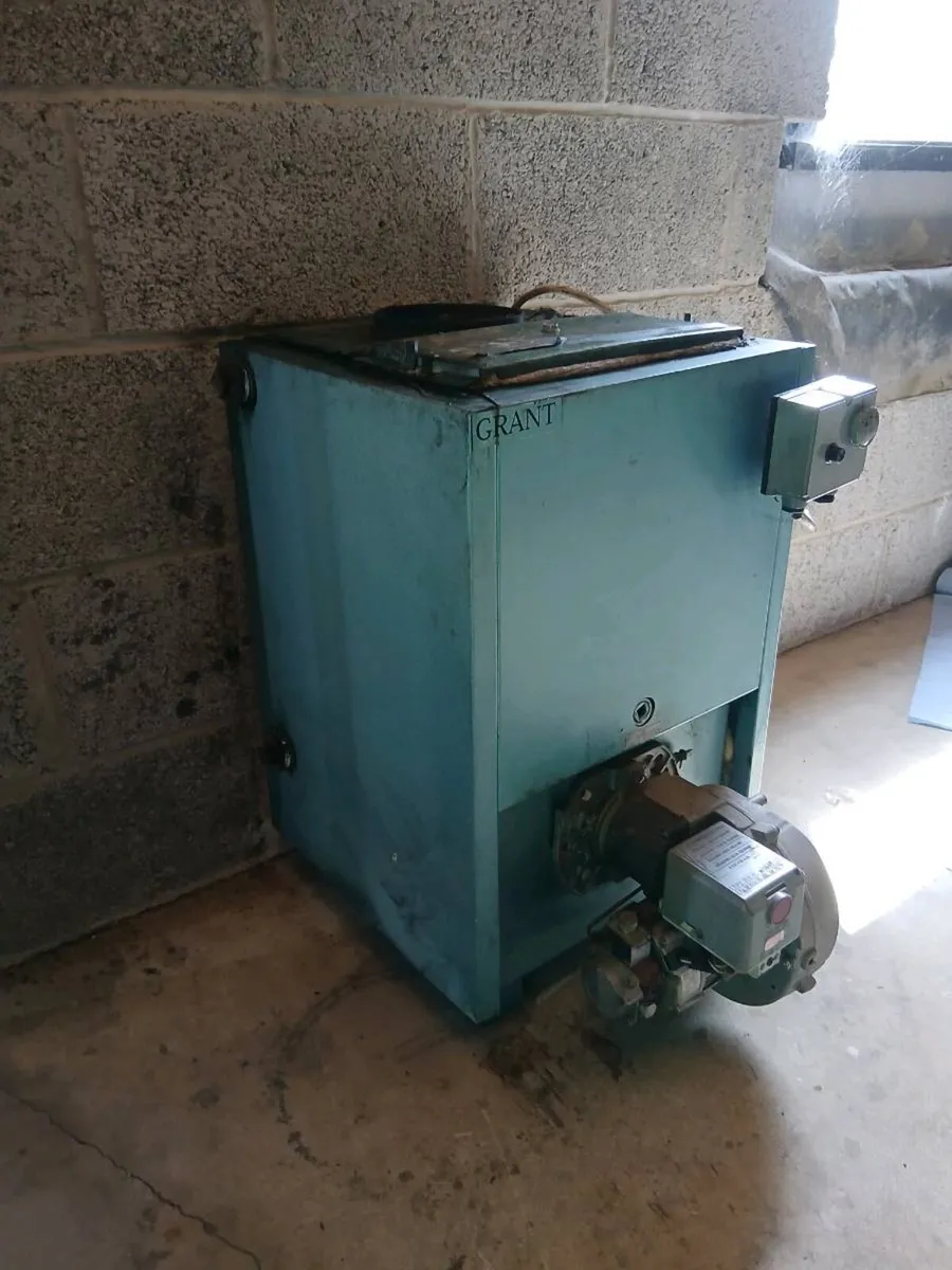 Grant 90-120 oil boiler - Image 3