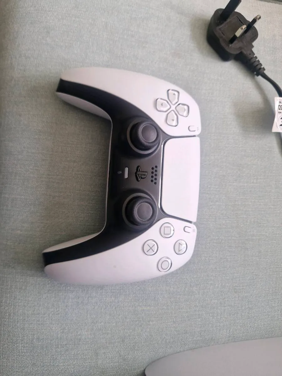 PlayStation 5 - Image 2