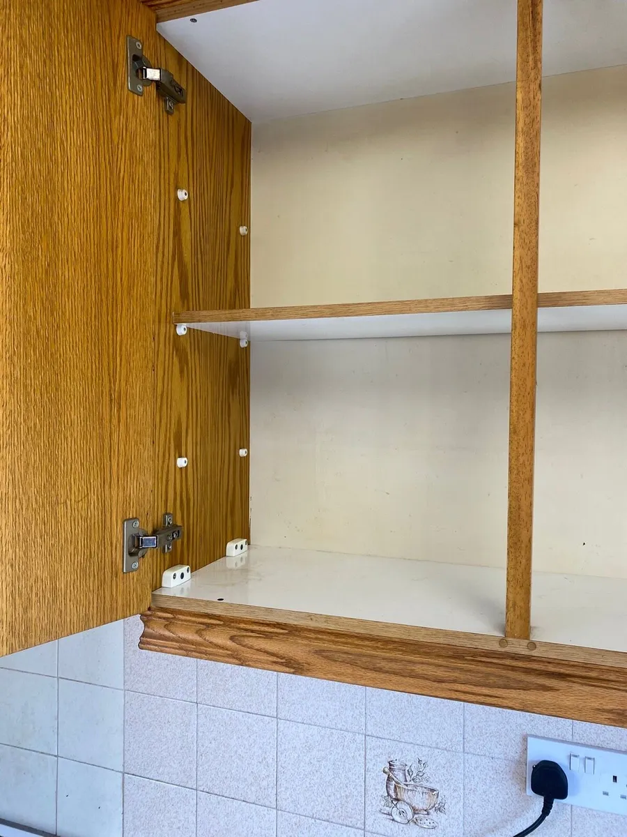 Kitchen units and sink - Image 3