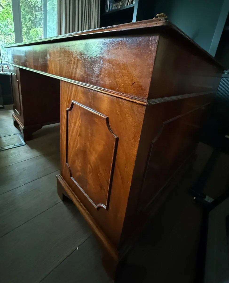 Antique Mahogony partner's  Desk - Image 4