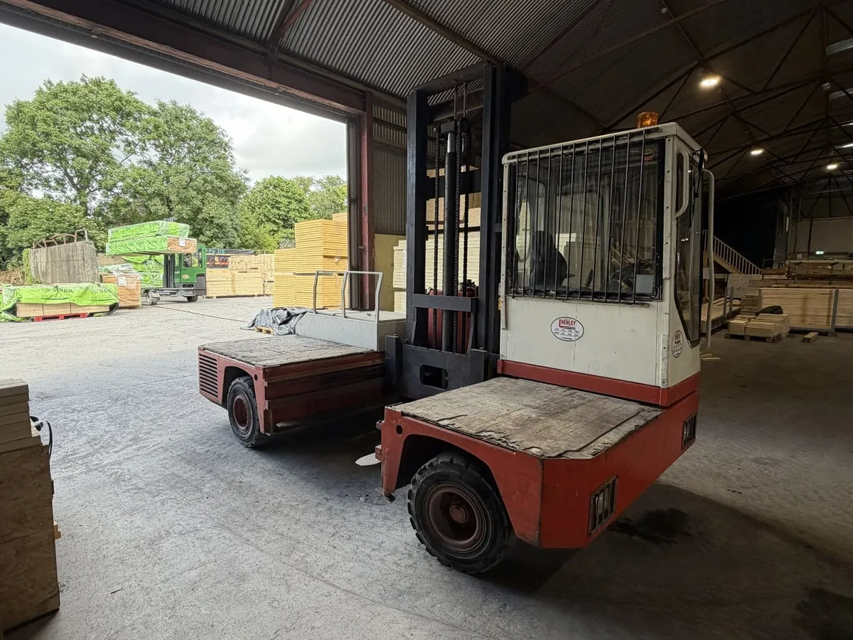Fantuzzi SF40u Side Loader - Image 1