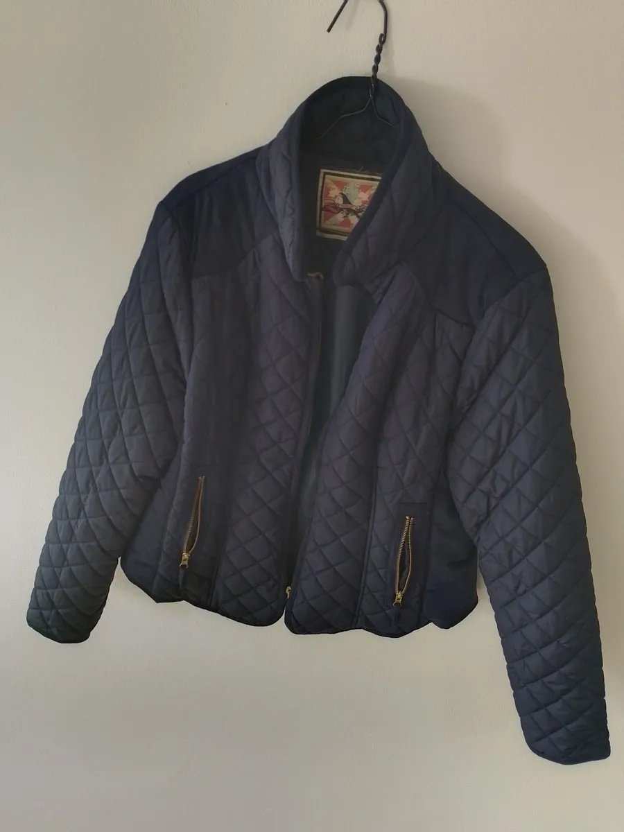 NEW LOOK NAVY WOMANS SLIM FIT CASUAL JACKET. - Image 1