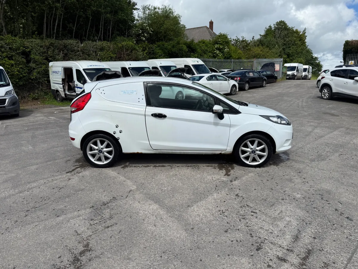 2011 Ford Fiesta Van 1.4 TDCI - Image 3