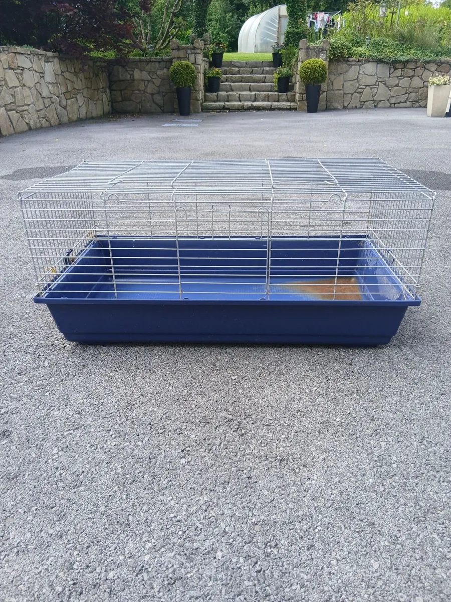Rabbit cage - Image 1