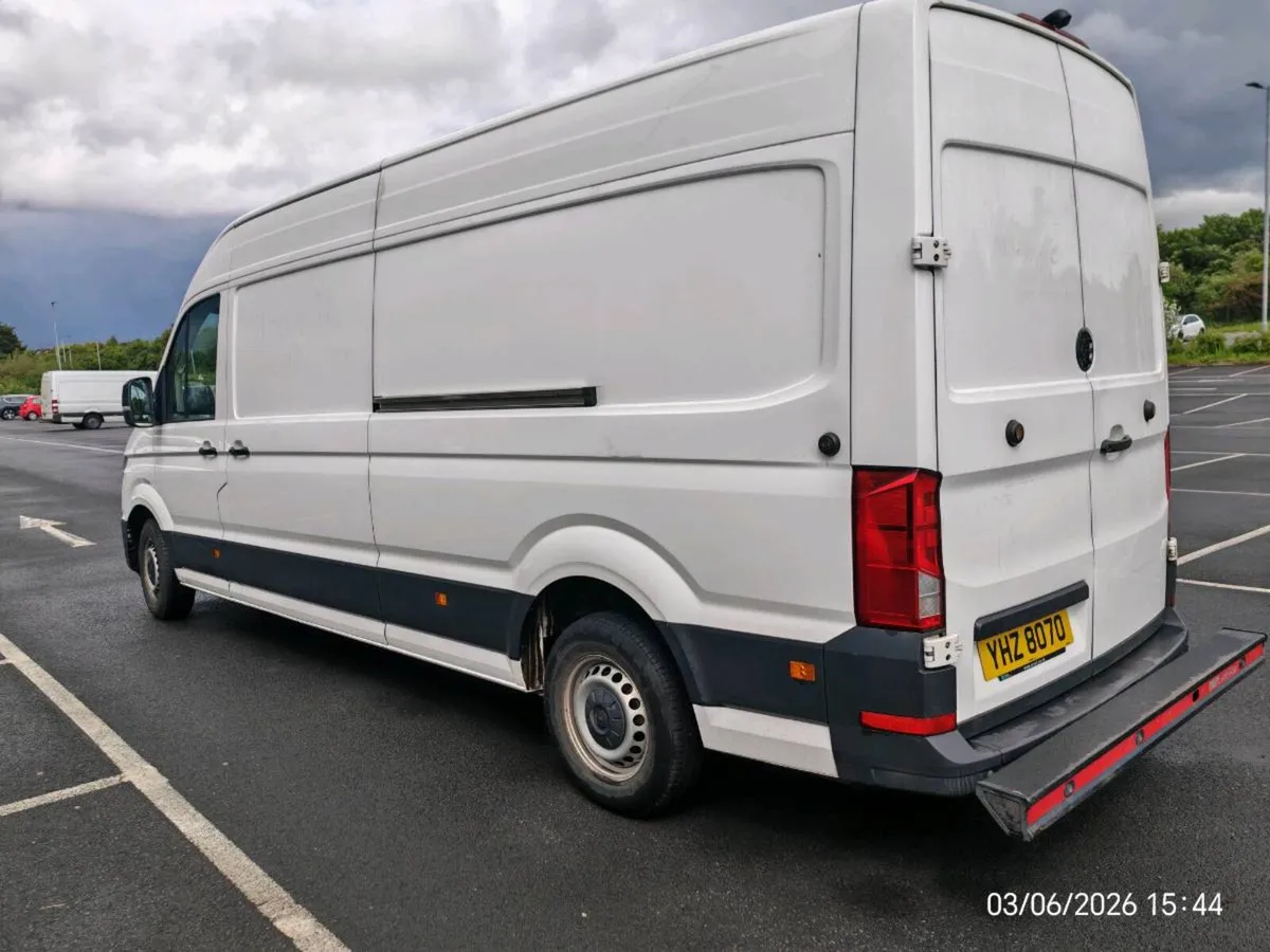 2022 VOLKSWAGEN CRAFTER CR35  TDI  LWB AUTOMATIC - Image 3