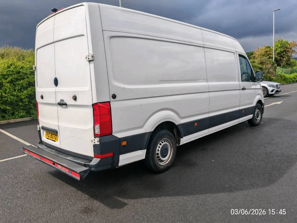 2022 VOLKSWAGEN CRAFTER CR35  TDI  LWB AUTOMATIC - Image 4