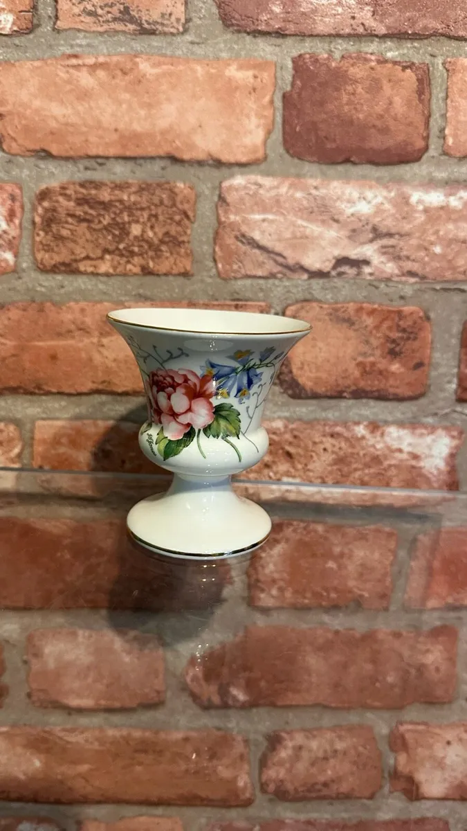 Porcelain - Image 1