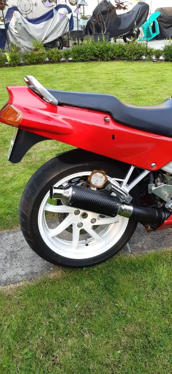 Honda VFR 750 F 1990 - Image 2