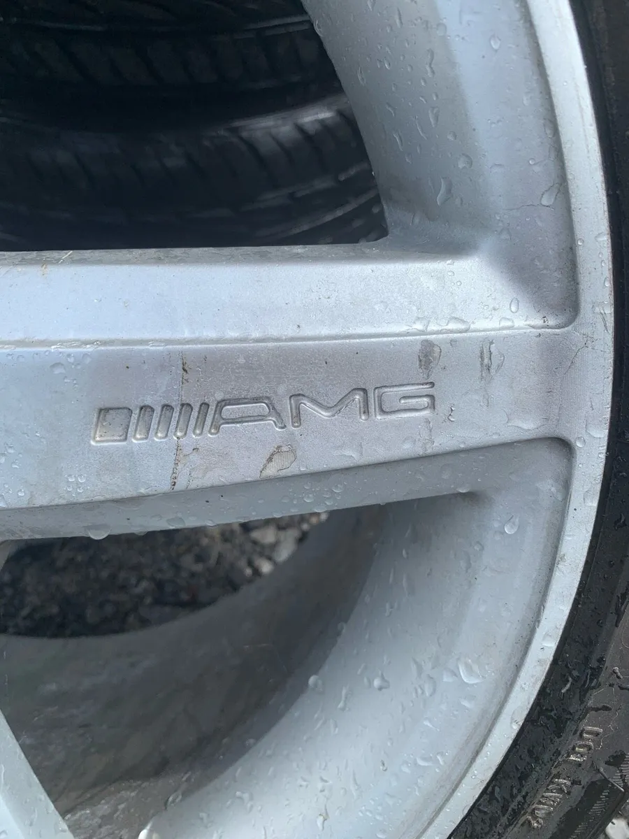 Mercedes AMG alloy wheels - Image 3
